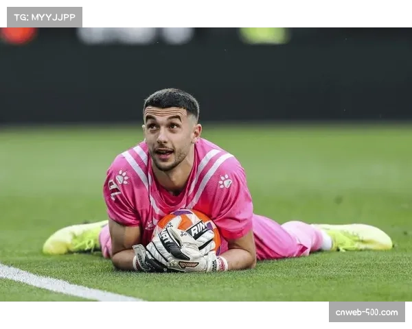 英超六队出征创历史纪录 夏窗投入35.6亿欧元彰显联赛财力